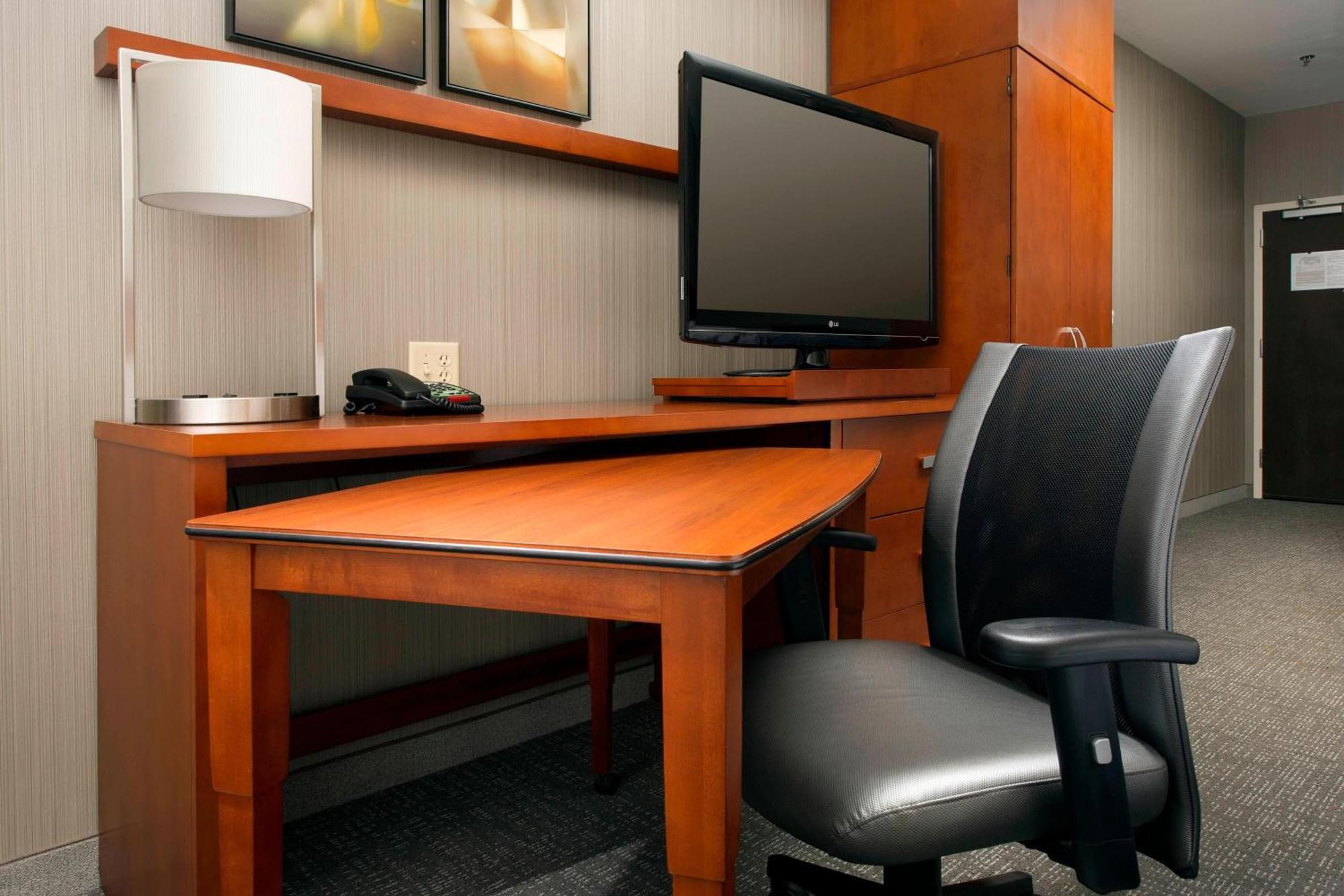 Courtyard By Marriott Wichita Falls Esterno foto