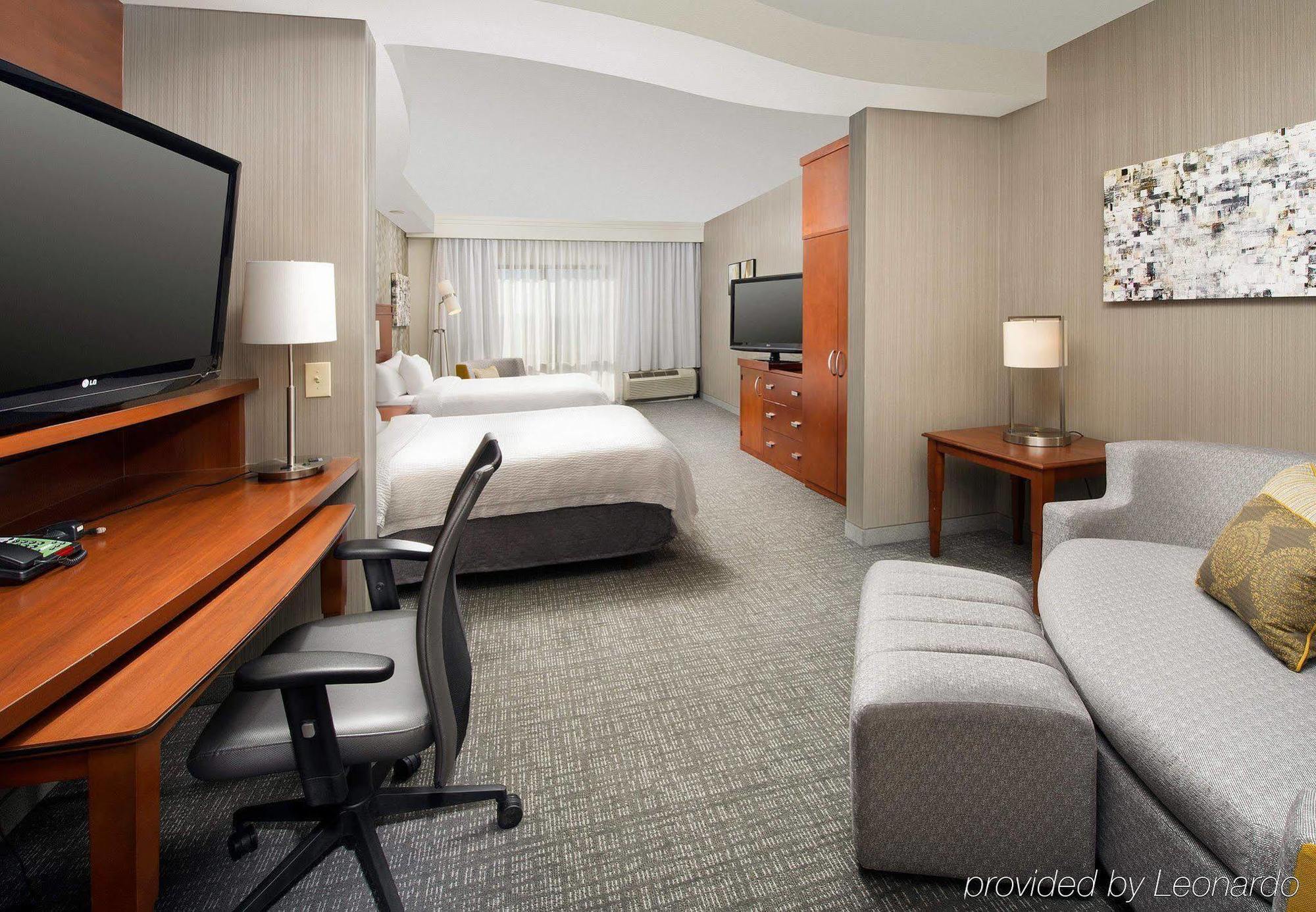 Courtyard By Marriott Wichita Falls Esterno foto